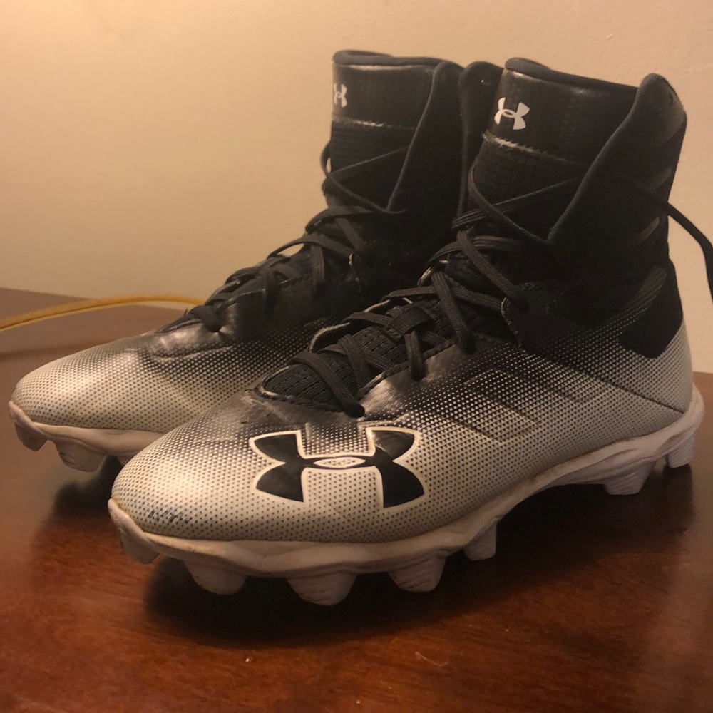 Under Armour hi-top Cleats Highlight Big Kids